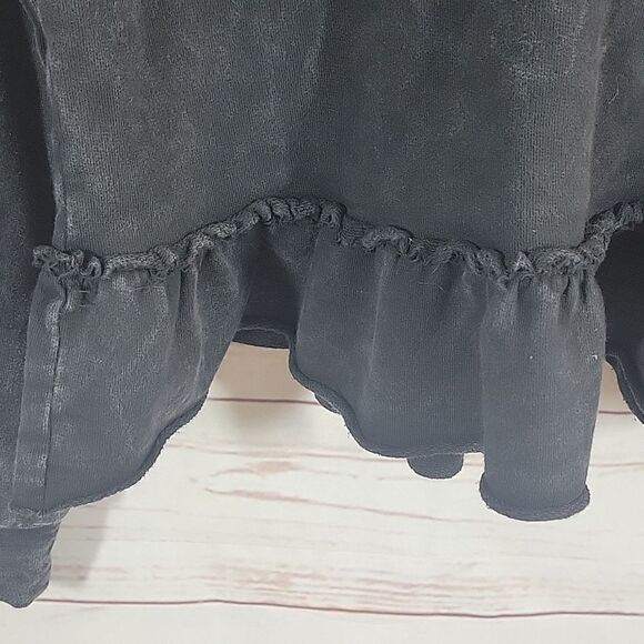 Anthropologie t.la Victorine Cropped Sweatshirt Top Black Size X- Small Ruffled - Picture 6 of 10